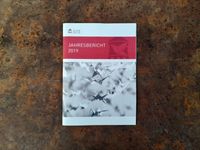 friedenszentrum-jahresbericht-2019-cover-editorial-design